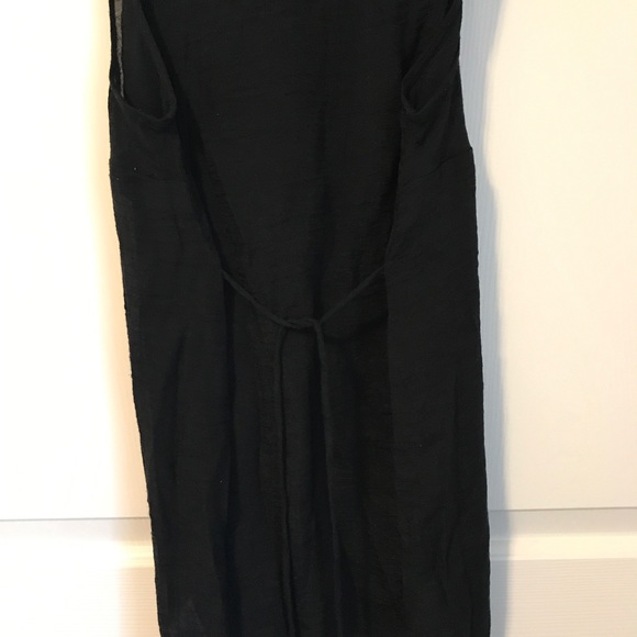 Liz Lange Maternity top with detailing - Picture 8 of 8